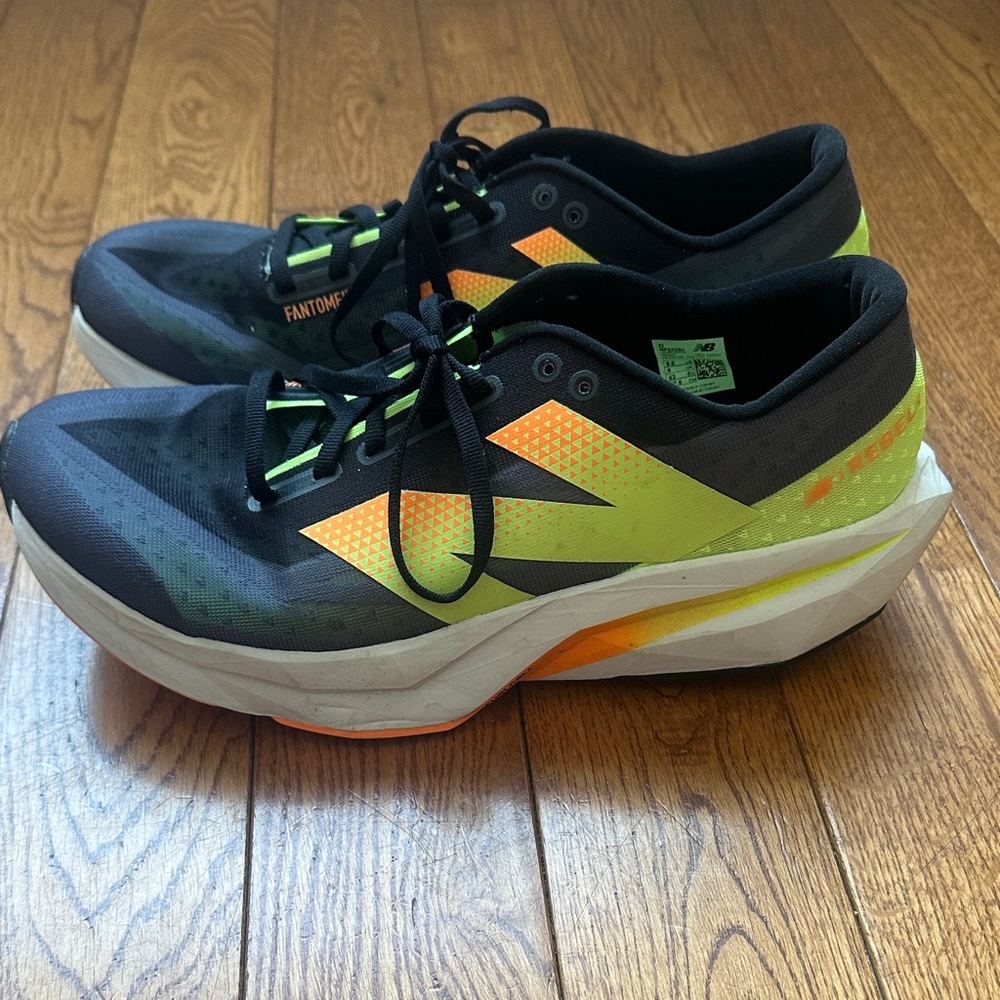 New Balance Men's Rebel Fuel Cell Black and Neon Yellow Athletic Shoes